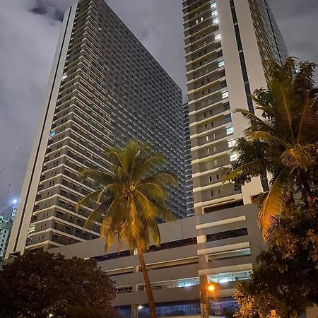 One Bedroom Condo Unit Fame Residences Manila Eksteriør billede