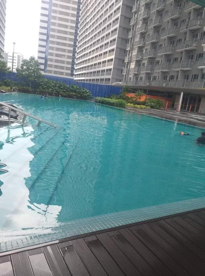 One Bedroom Condo Unit Fame Residences Manila Eksteriør billede
